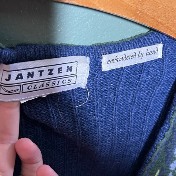 Vintage Jantzen Classics Hand Embroidered Navy Cardigan Sweater - Picture 5 of 6